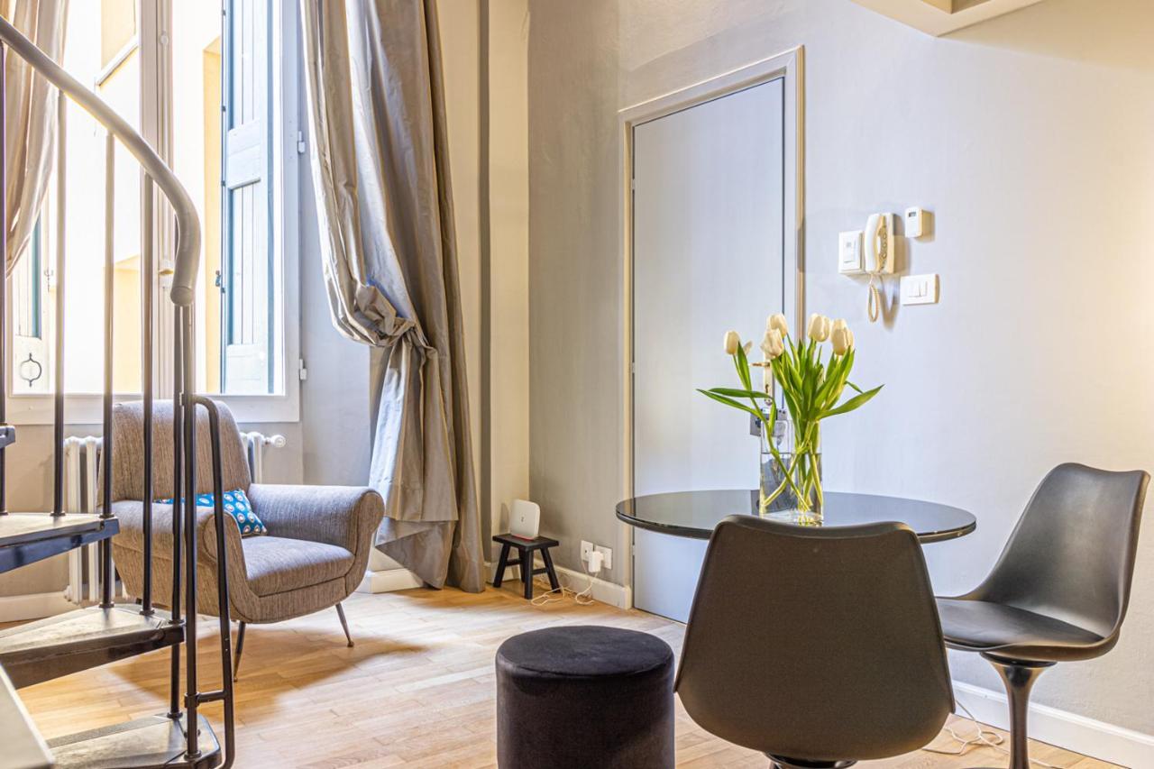 Casa Dafne In Canton De Fiori โบโลญญา ภายนอก รูปภาพ